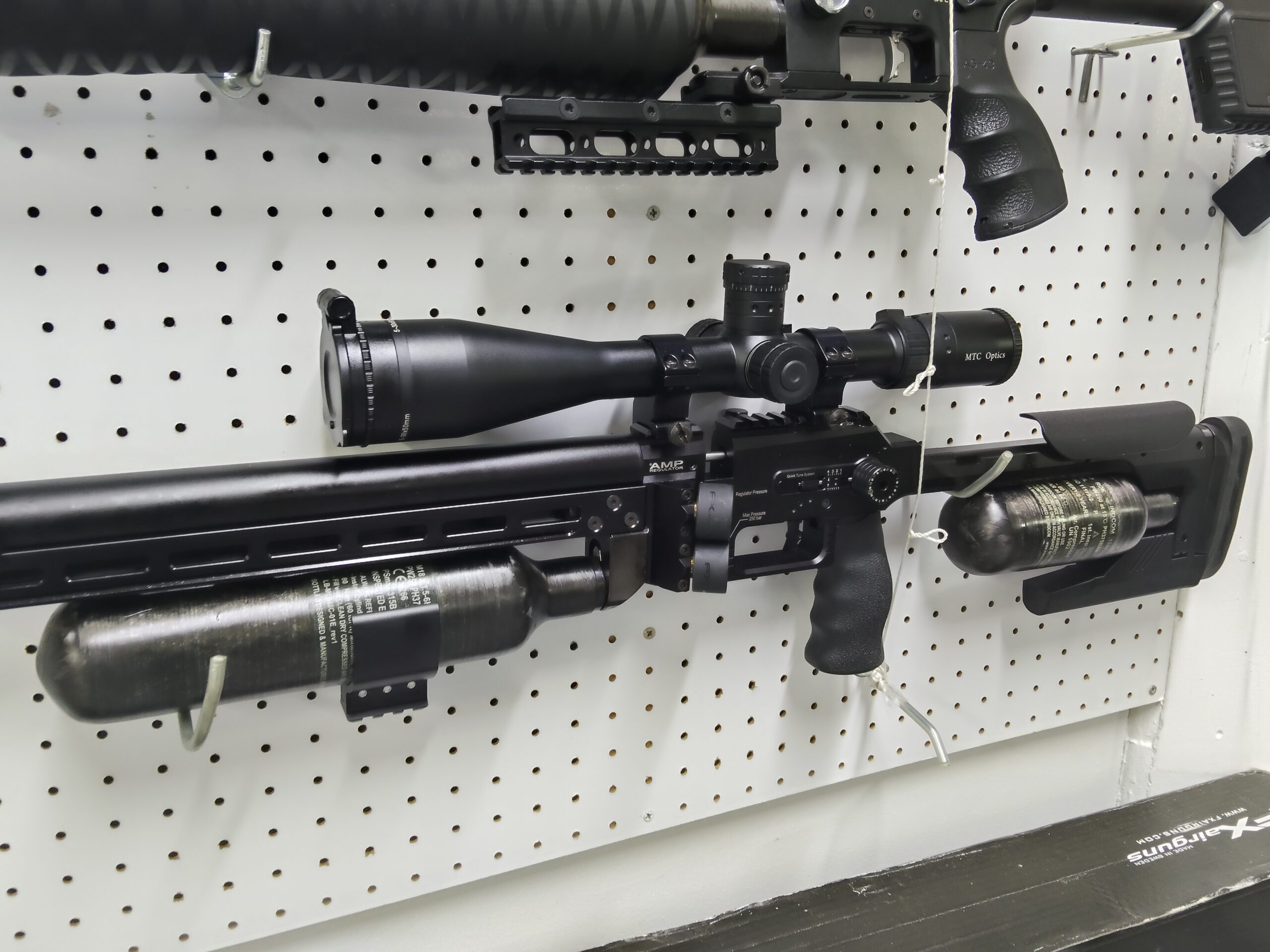 FX PANTHERA 700mm Airgun .22cal Black Demo